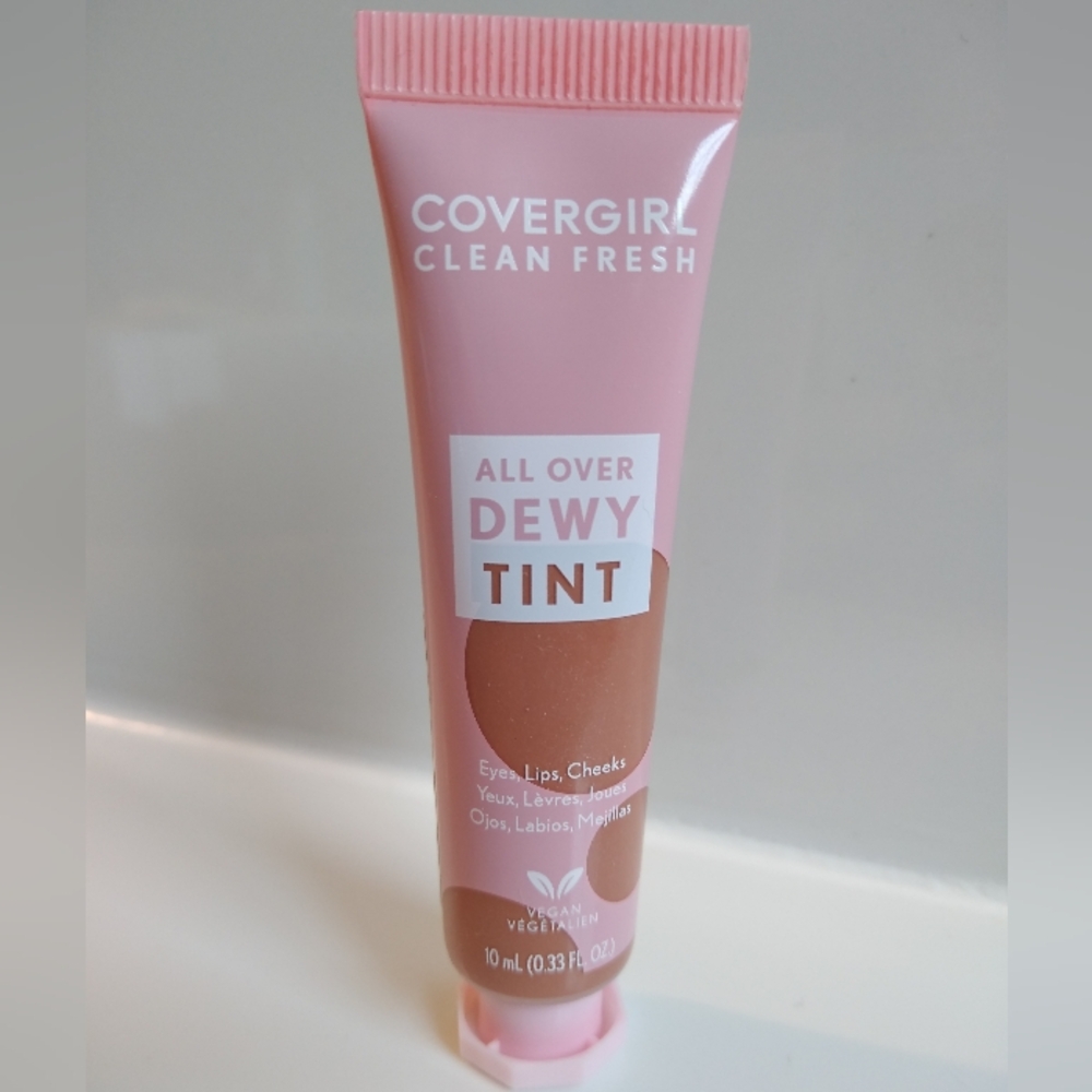 Cover Girl Clean Fresh All Over Dewy Tint Shade 200 Toasty Nude All Over Color